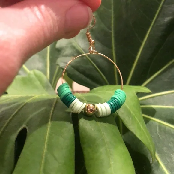 New Hand-made Clay Bead Earrings - Picture 2 of 3